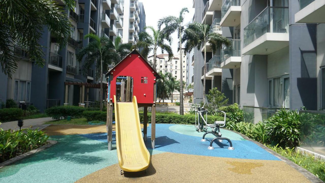 Palm Tree Condos Across Naia3 By Beth Manila Luaran gambar